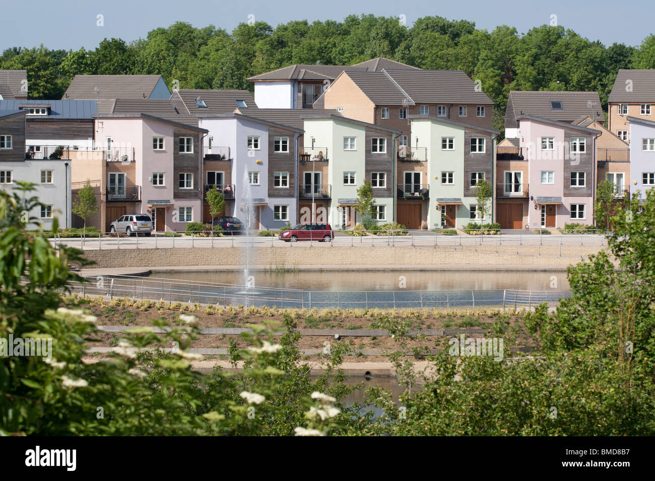 Lakeview Housing Estate Milton Keynes Buckinghamshire Stock Photo