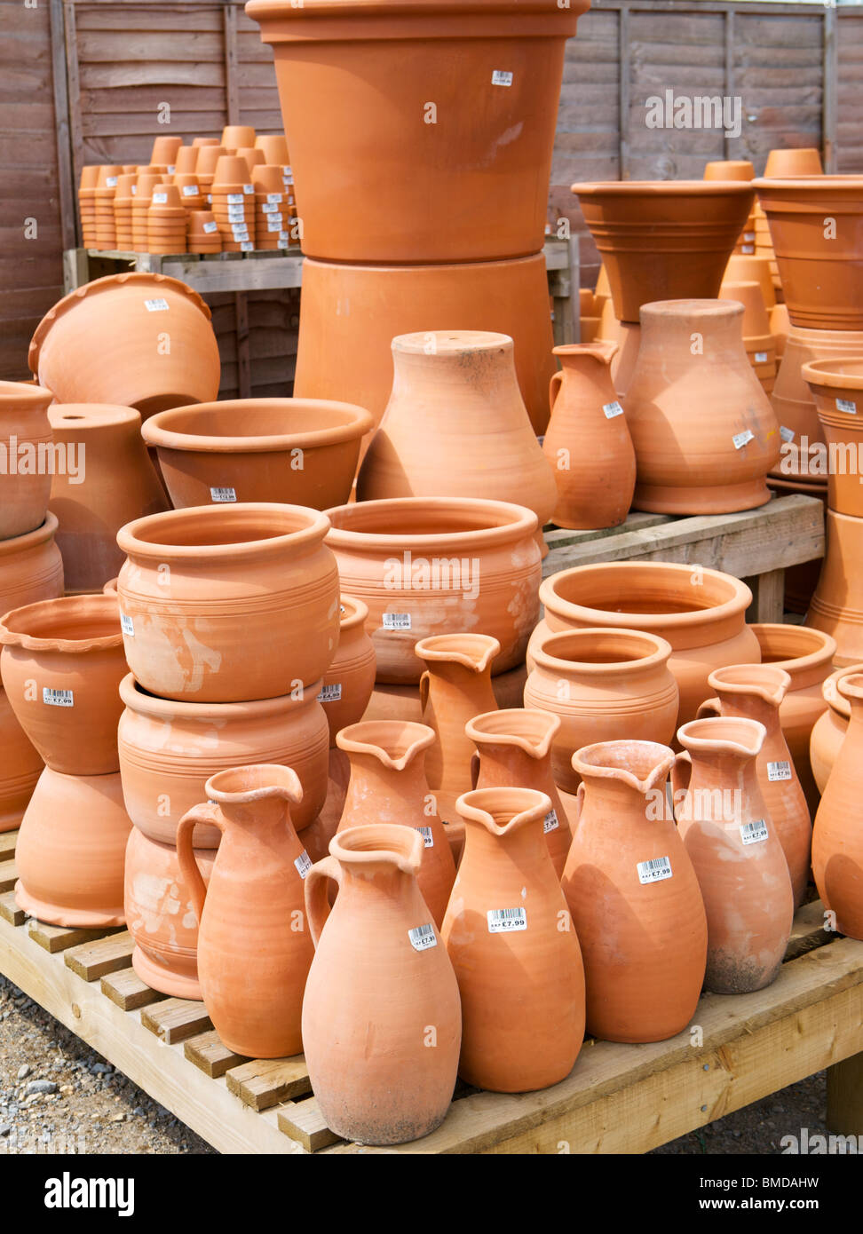 Terracotta jugs hi-res stock photography and images - Alamy