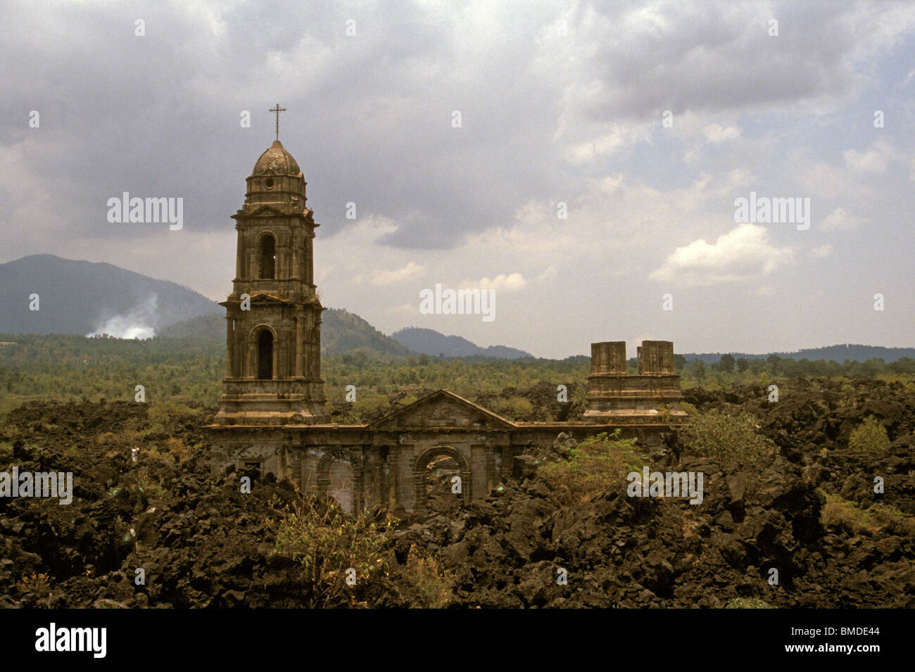 The ruined Templo de San Juan Parangaricutiro church near Angahuan, Michoacan, Mexico Stock Photo