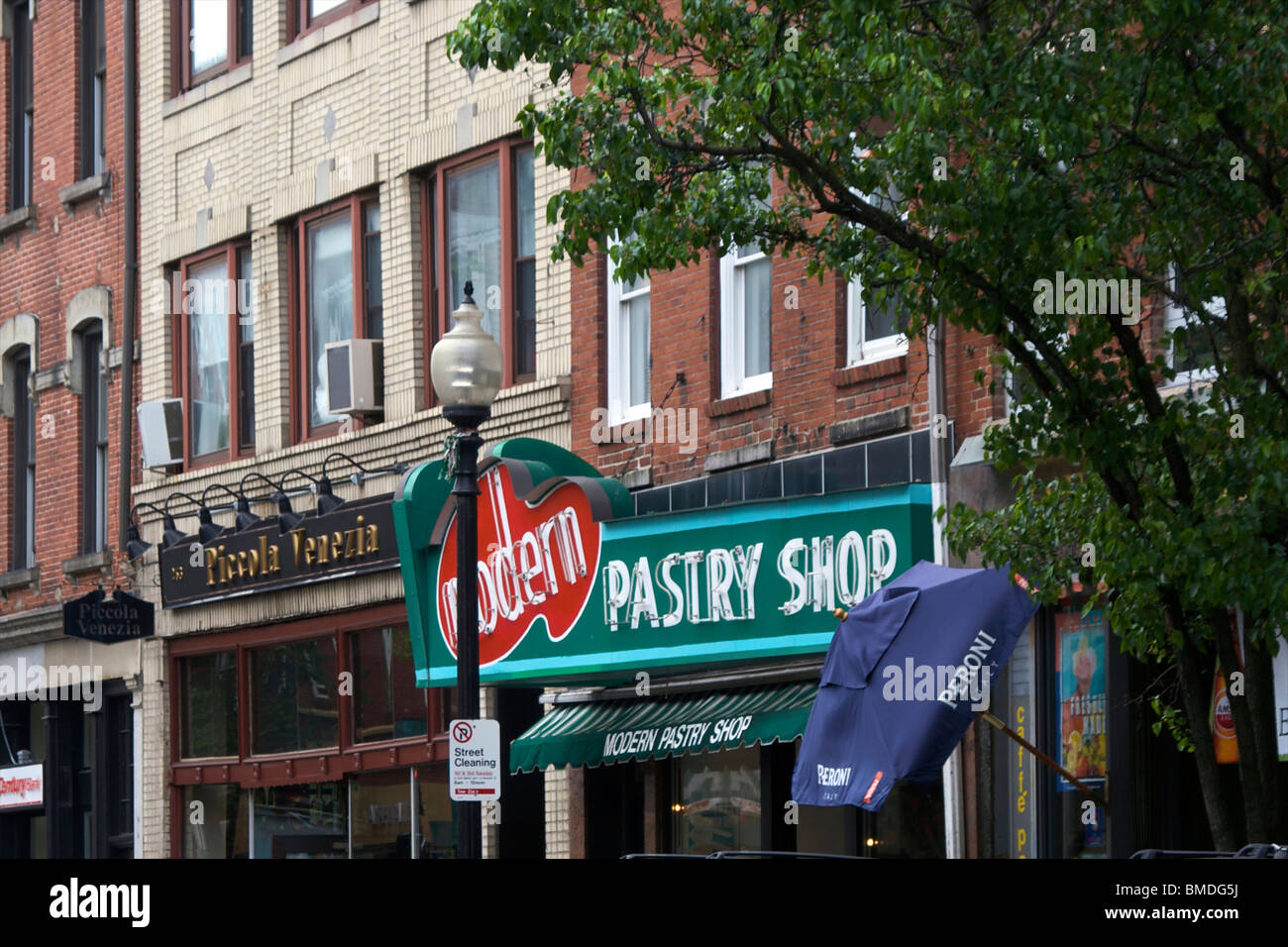 Hanover street boston's north end hires stock photography and images