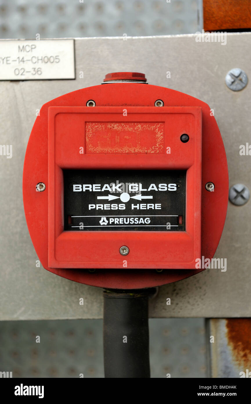 Fire Alarm Break Glass Call Point Stock Photo Alamy