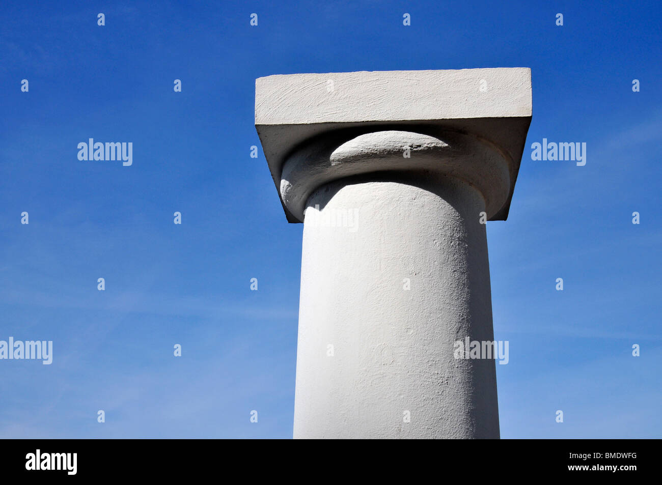 White column hi-res stock photography and images - Alamy