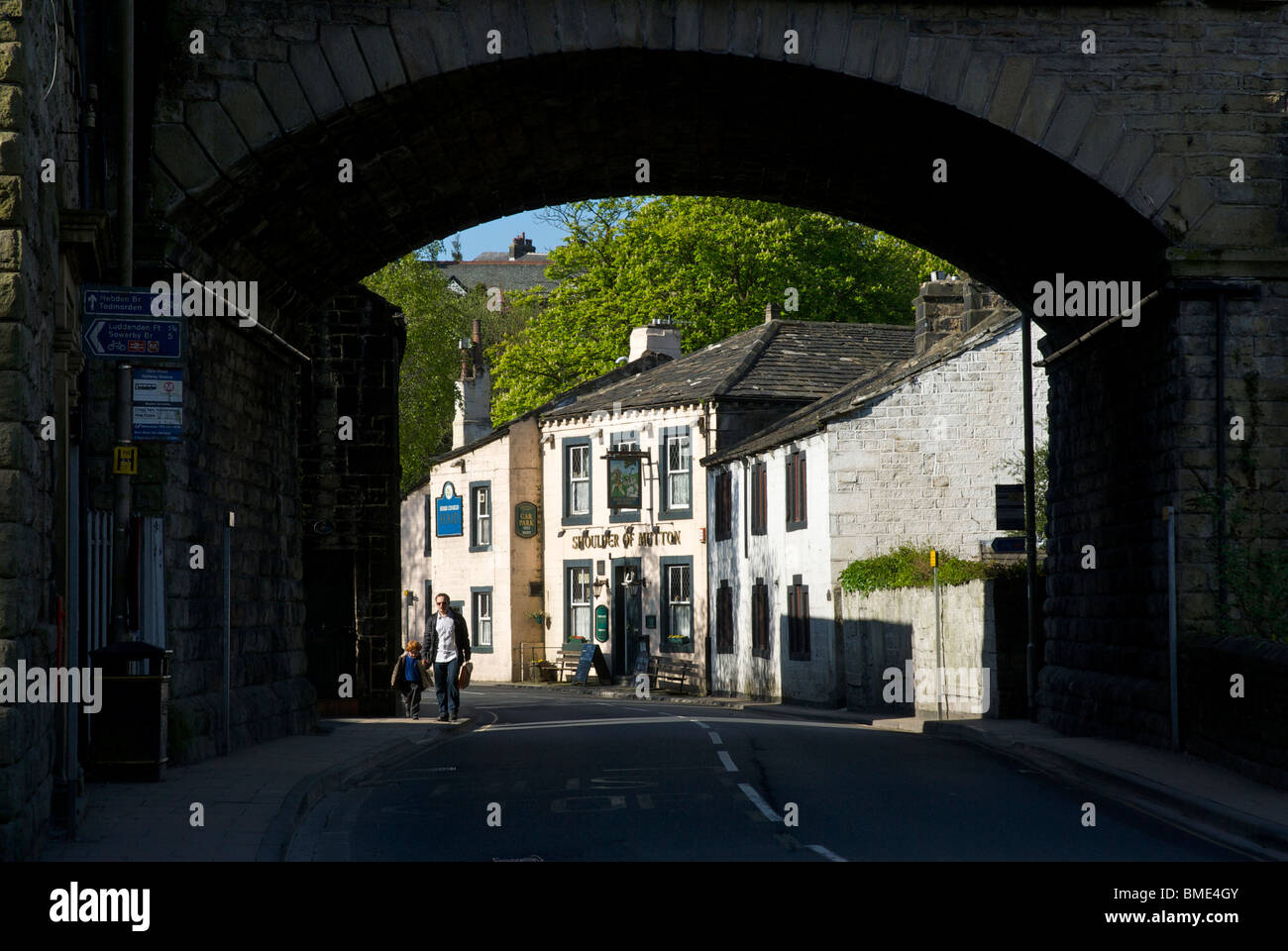 Shoulder Of Mutton Pub, And Railway Bridge, Mytholmroyd, Calderdale ...