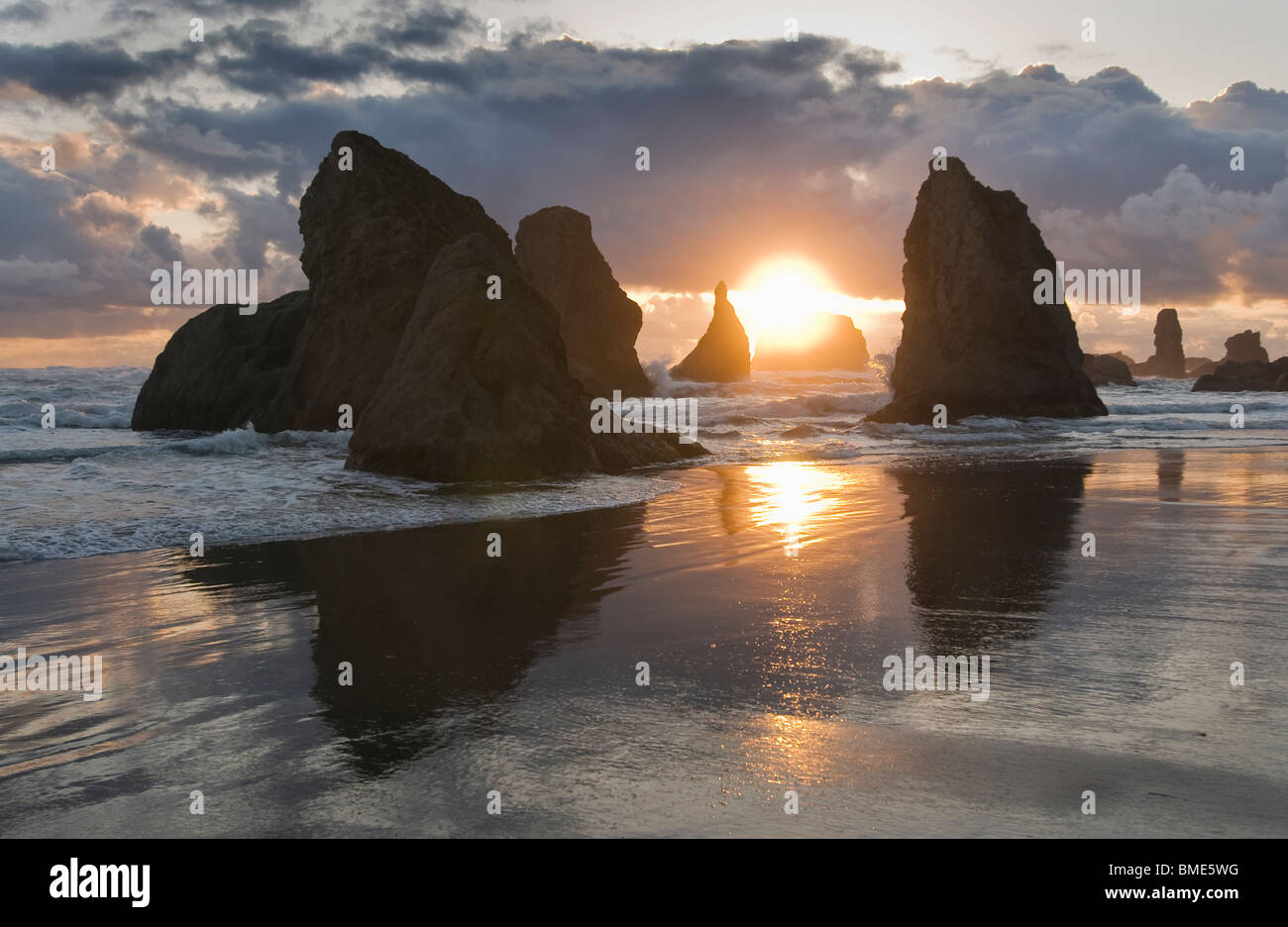 Sunset over Seastacks, Bandon, Oregon USA Stock Photo