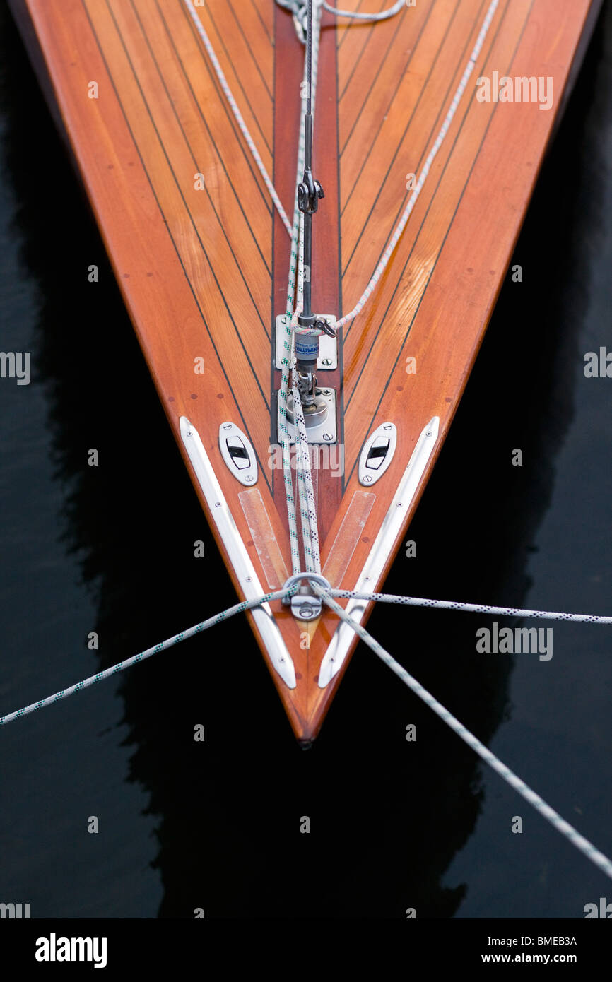 Ships bow hires stock photography and images Alamy