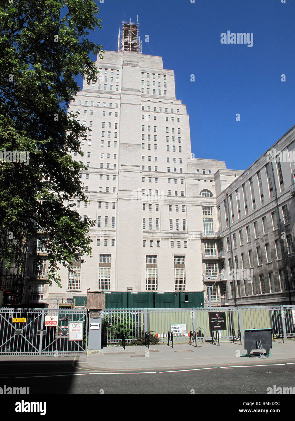 Senate House Art Deco Building UCLH London Elegance 1930s Stock Photo