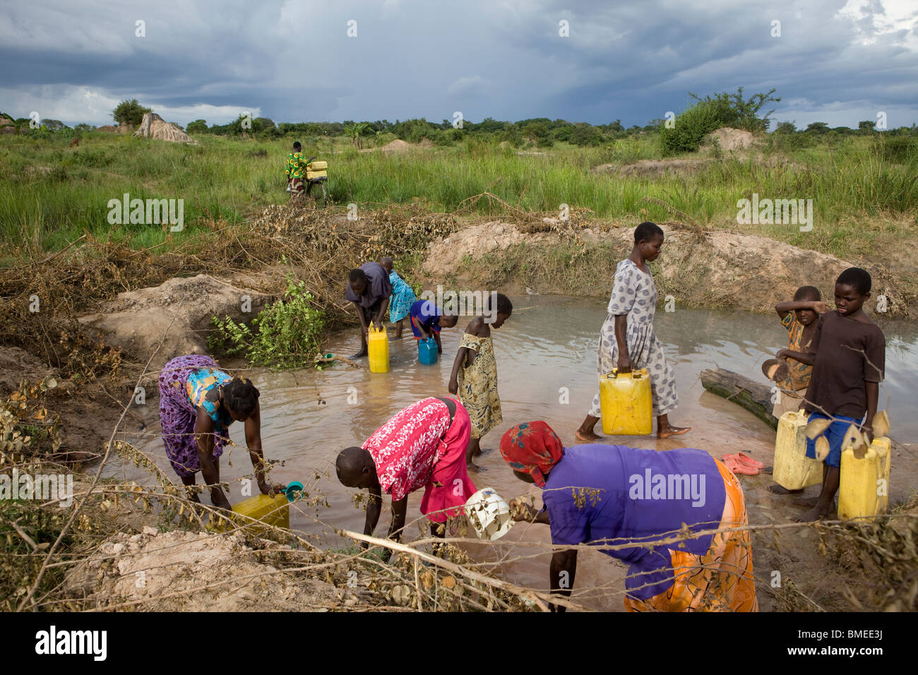 African Watering Hole High Resolution Stock Photography and Images Alamy