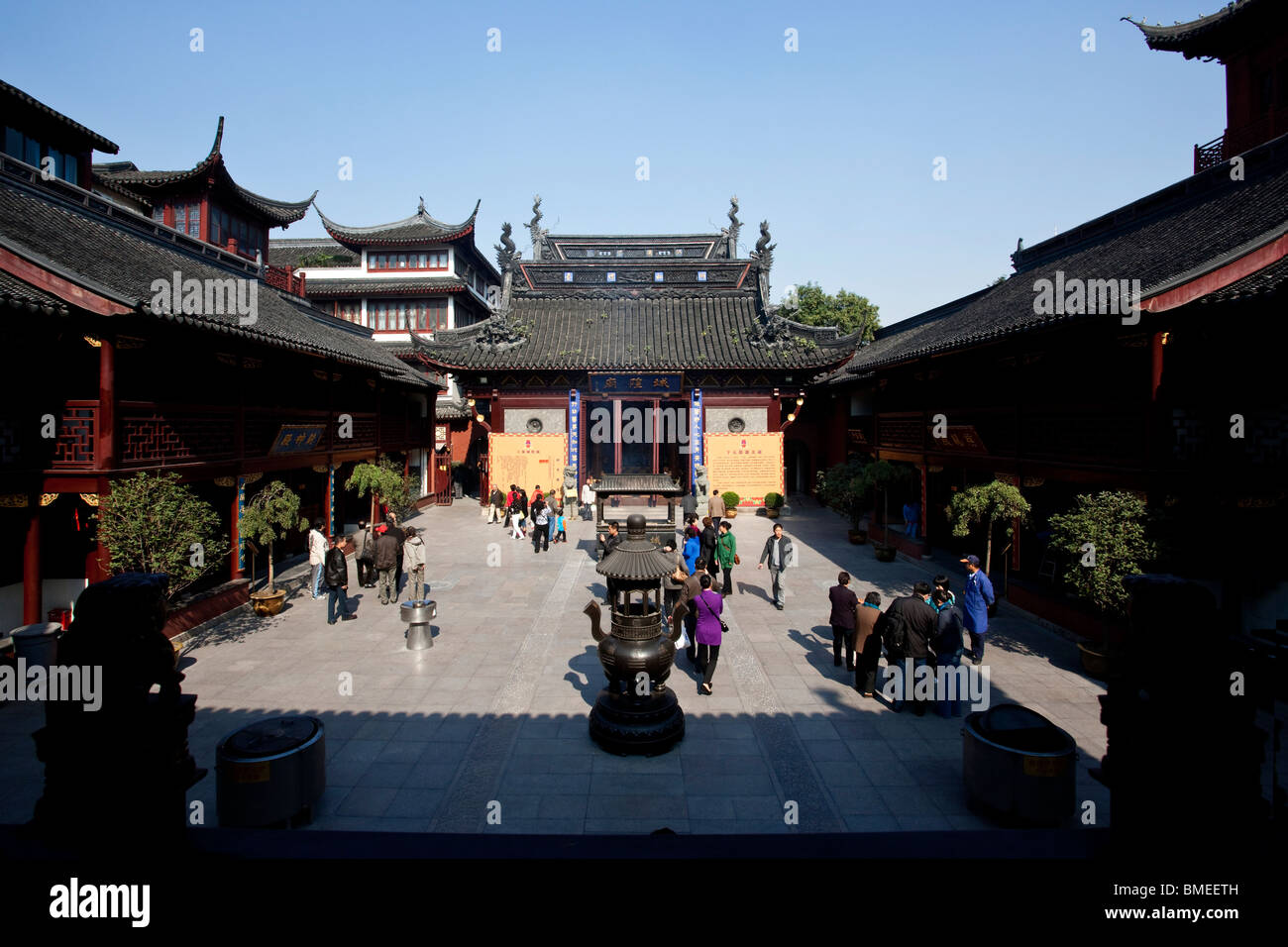 Cheng Huang Miao Temple, Shanghai, China Stock Photo