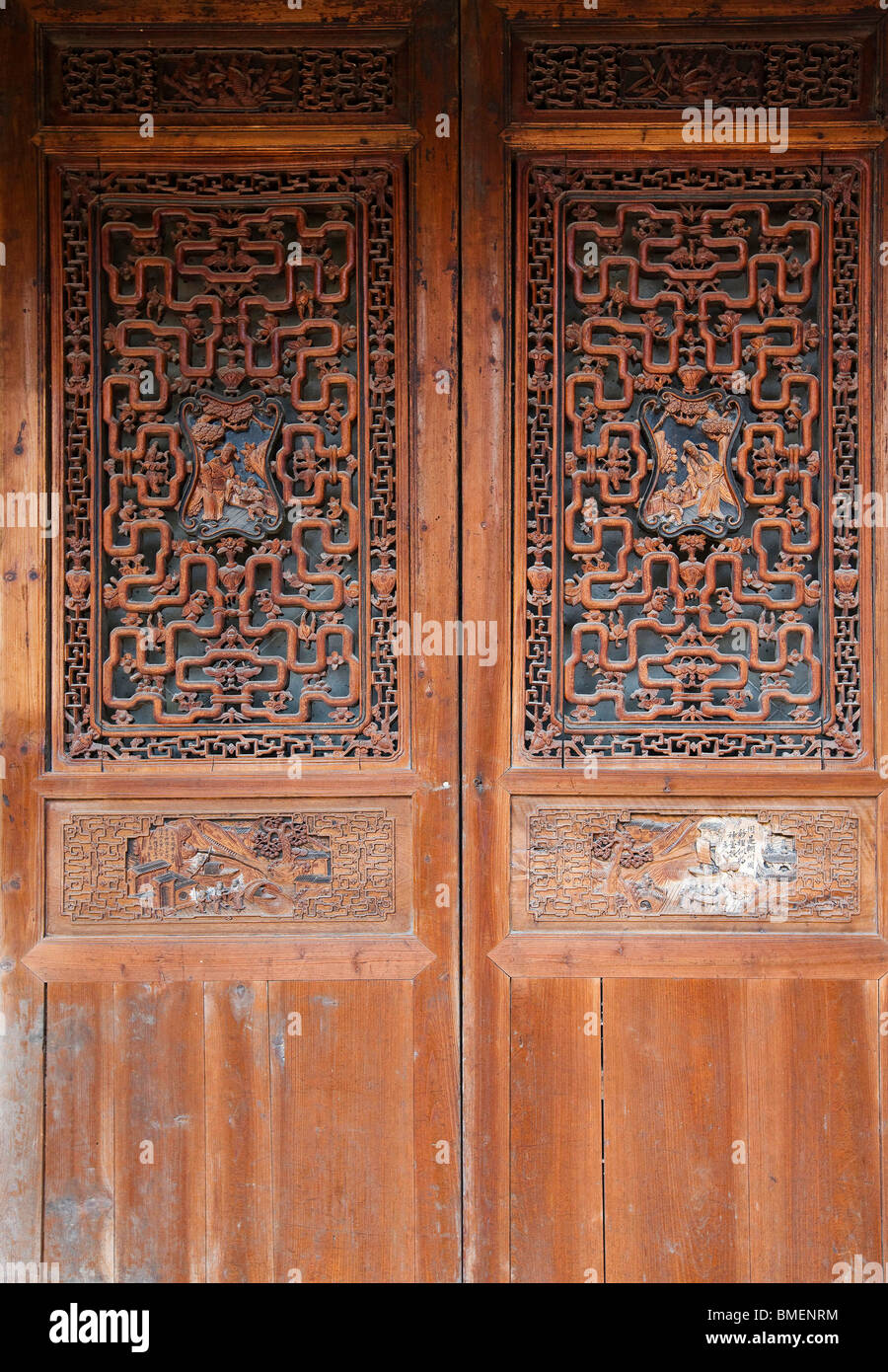Exquisitely carved wooden lattice door panels, Lu's