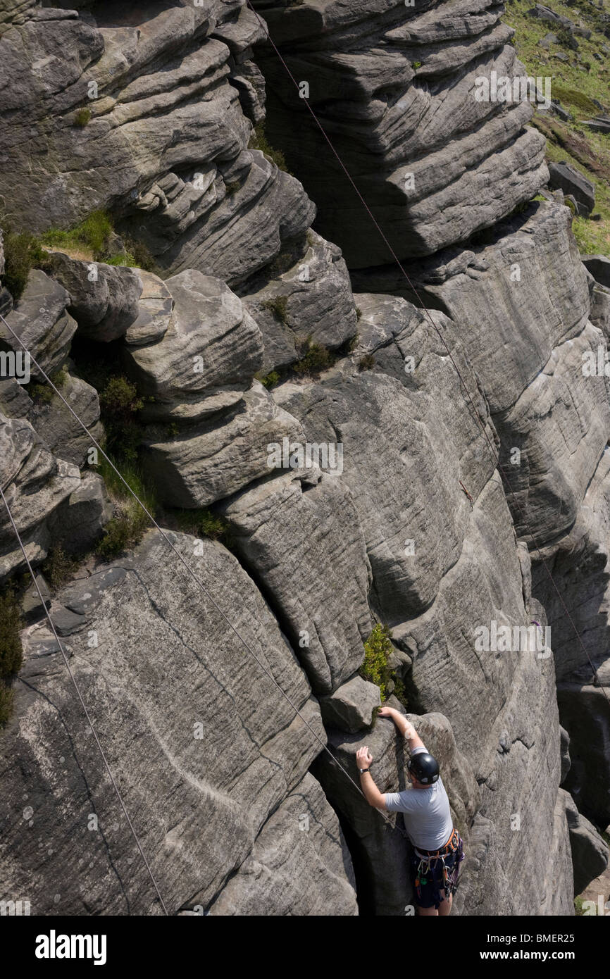 Climbing club and gritstone geology on Long Causeway cliffs, Peak