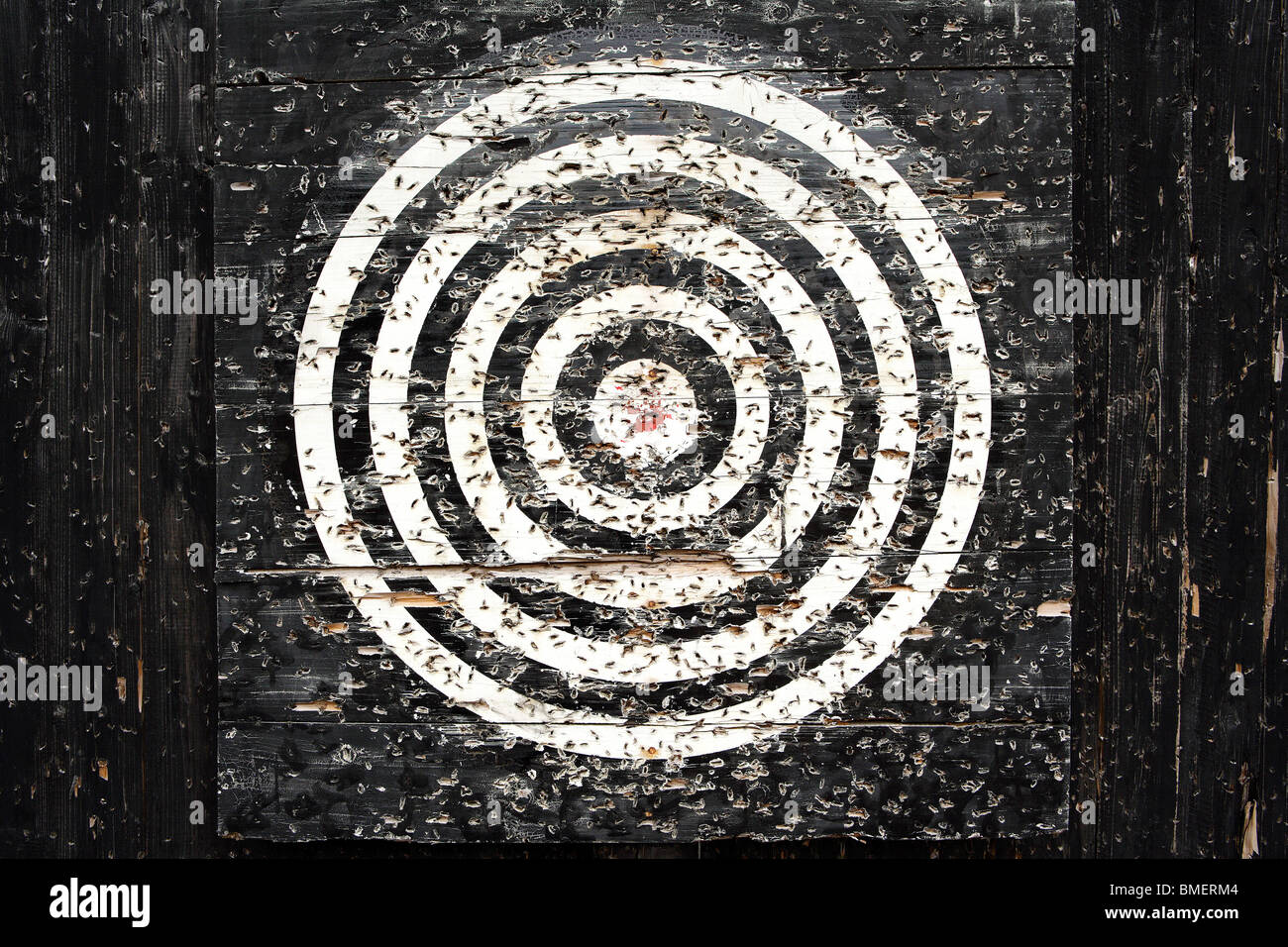 Second hand dartboard Clearance