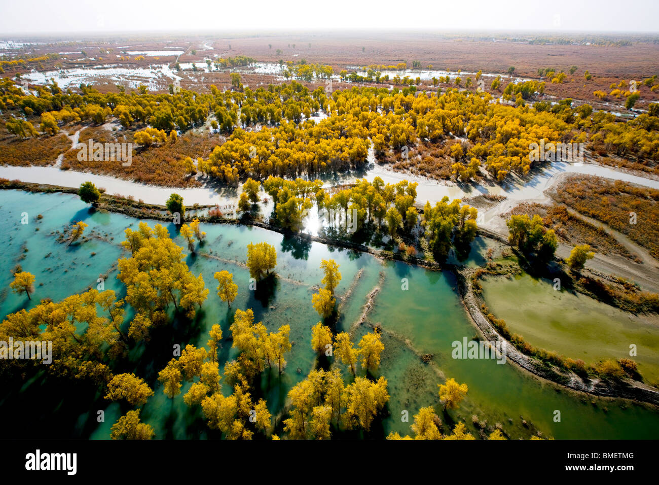 Euphrates river aerial hires stock photography and images Alamy