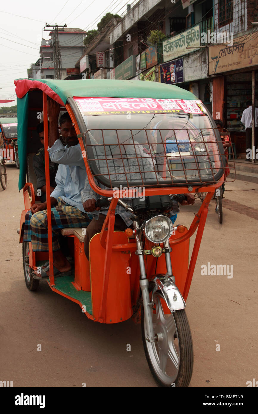 Environmentally friendly, battery powered, electric auto rickshaw, Bangladesh Stock Photo