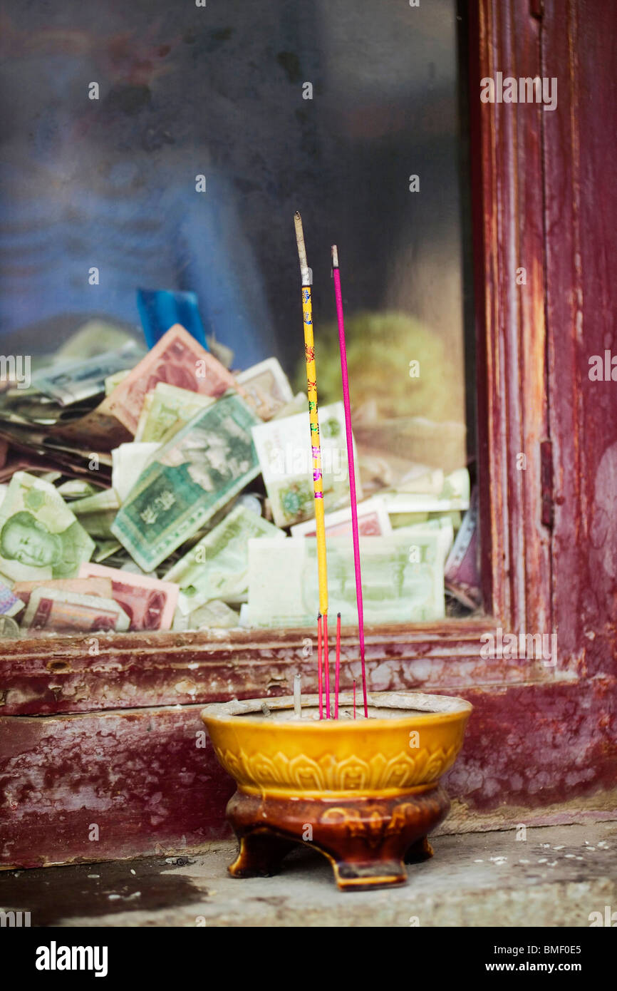 Incense burning beside donation box, Xiantong Temple, Mount Wutai