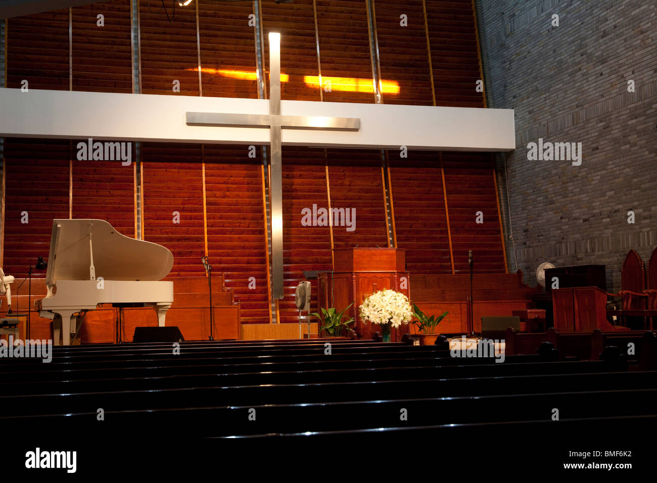 Pu Tong Christian Church, Shanghai, China Stock Photo Alamy