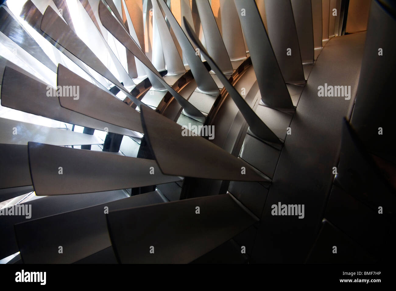 Cross section jet engine hi-res stock photography and images - Alamy