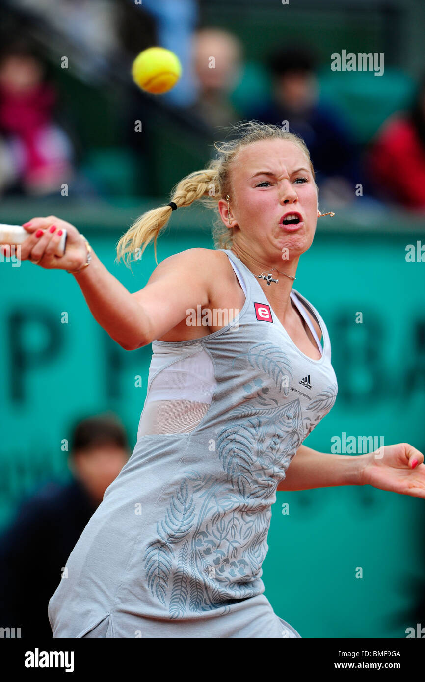 Caroline Wozniacki (DEN) competing at the 2010 French Open Stock Photo