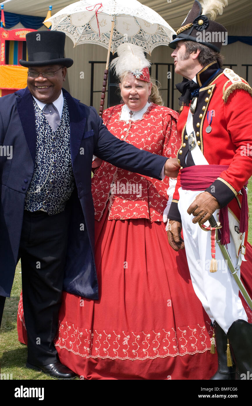 dickens festival victorian dickensian characters high street rochester