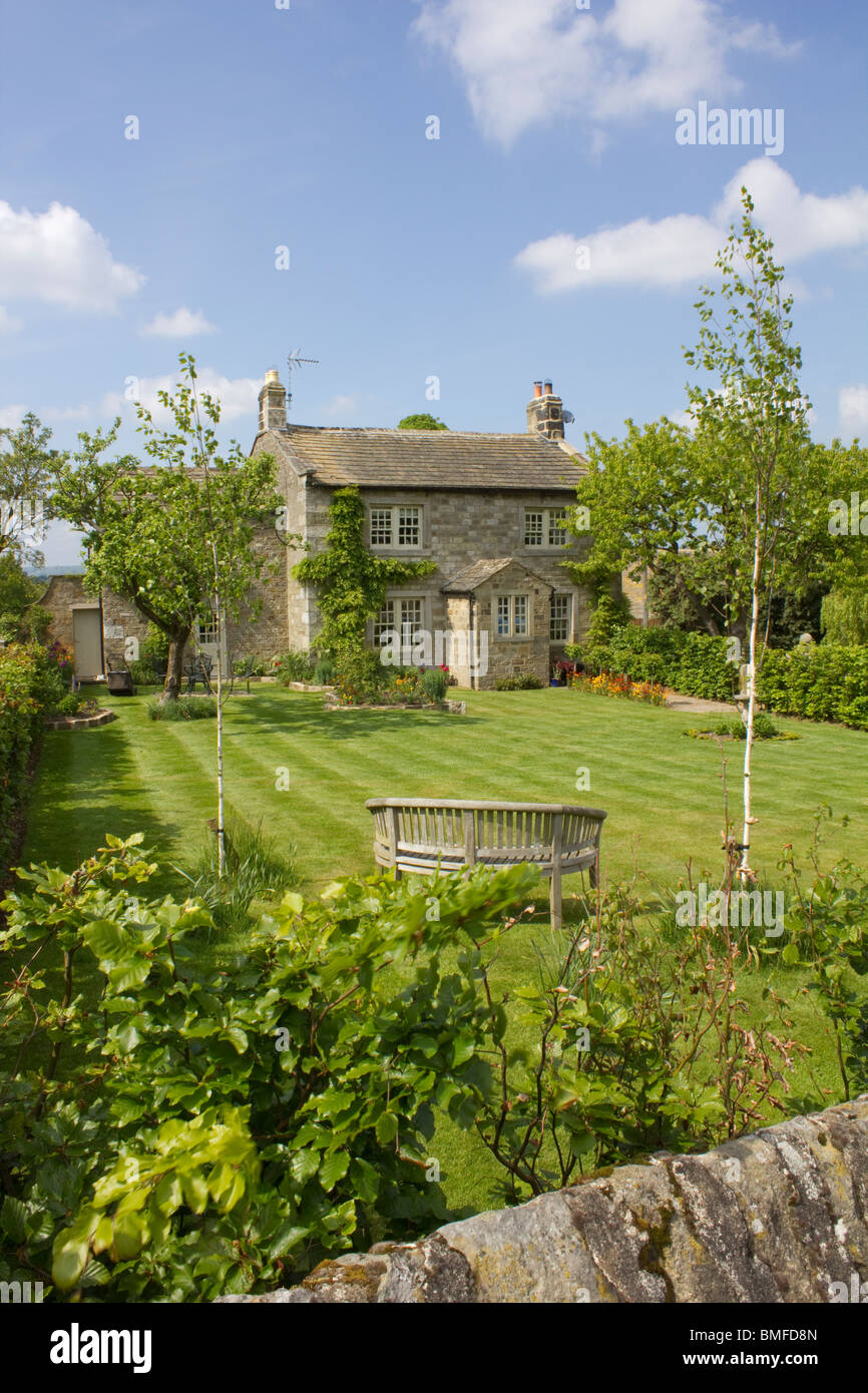 Beautiful Stone House with Manicured Garden, Dace, Nidderdale Yorkshire, England Stock Photo