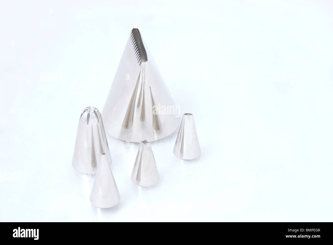 Cake Decorating Icing Tips Stock Photo Alamy