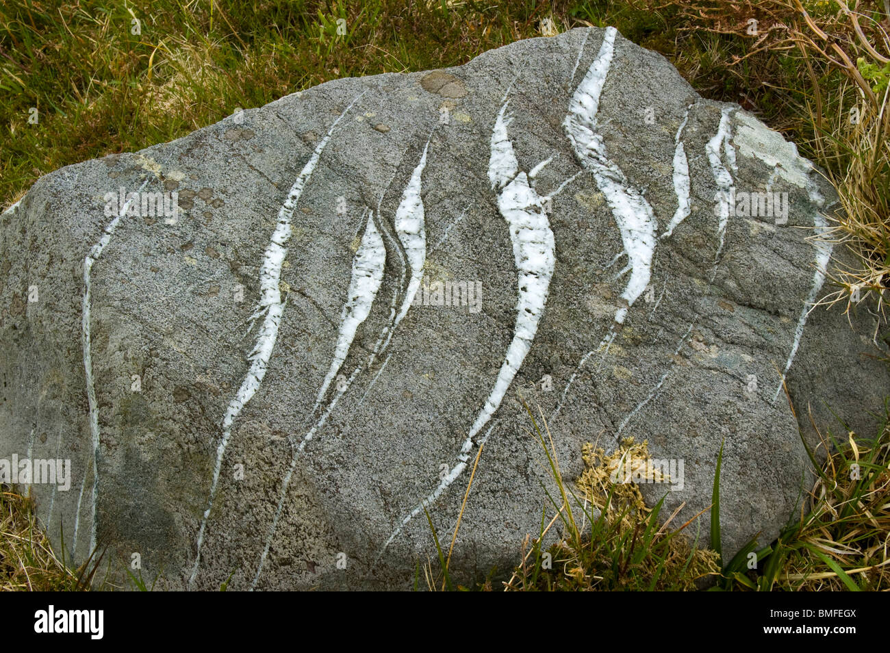 En echelon fractures in a rock, County Kerry, Ireland Stock Photo Alamy