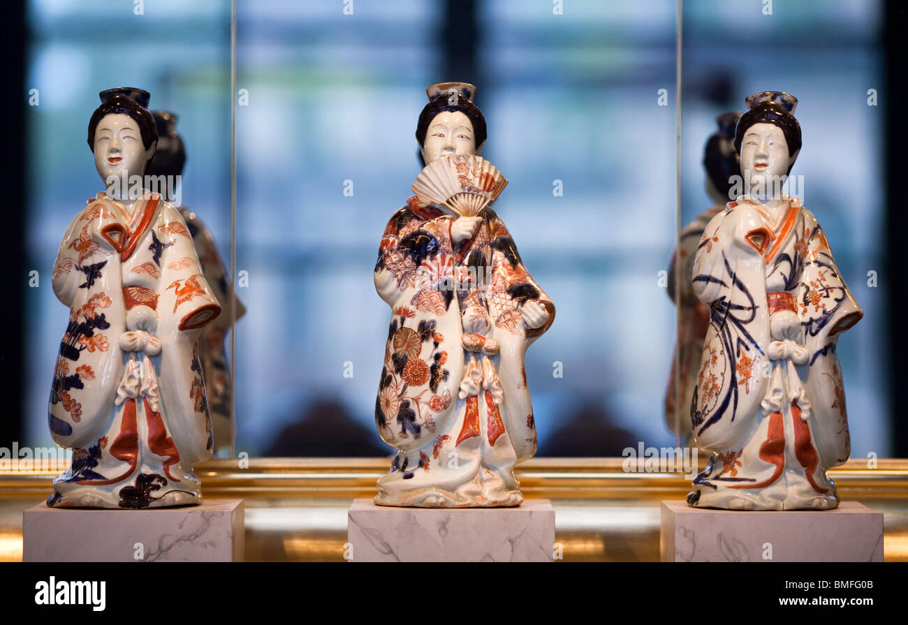 Japanese Ladies on Imari porcelain, Porcelain Museum in the Art Collection Dresdner Zwinger, Dresden, Germany Stock Photo