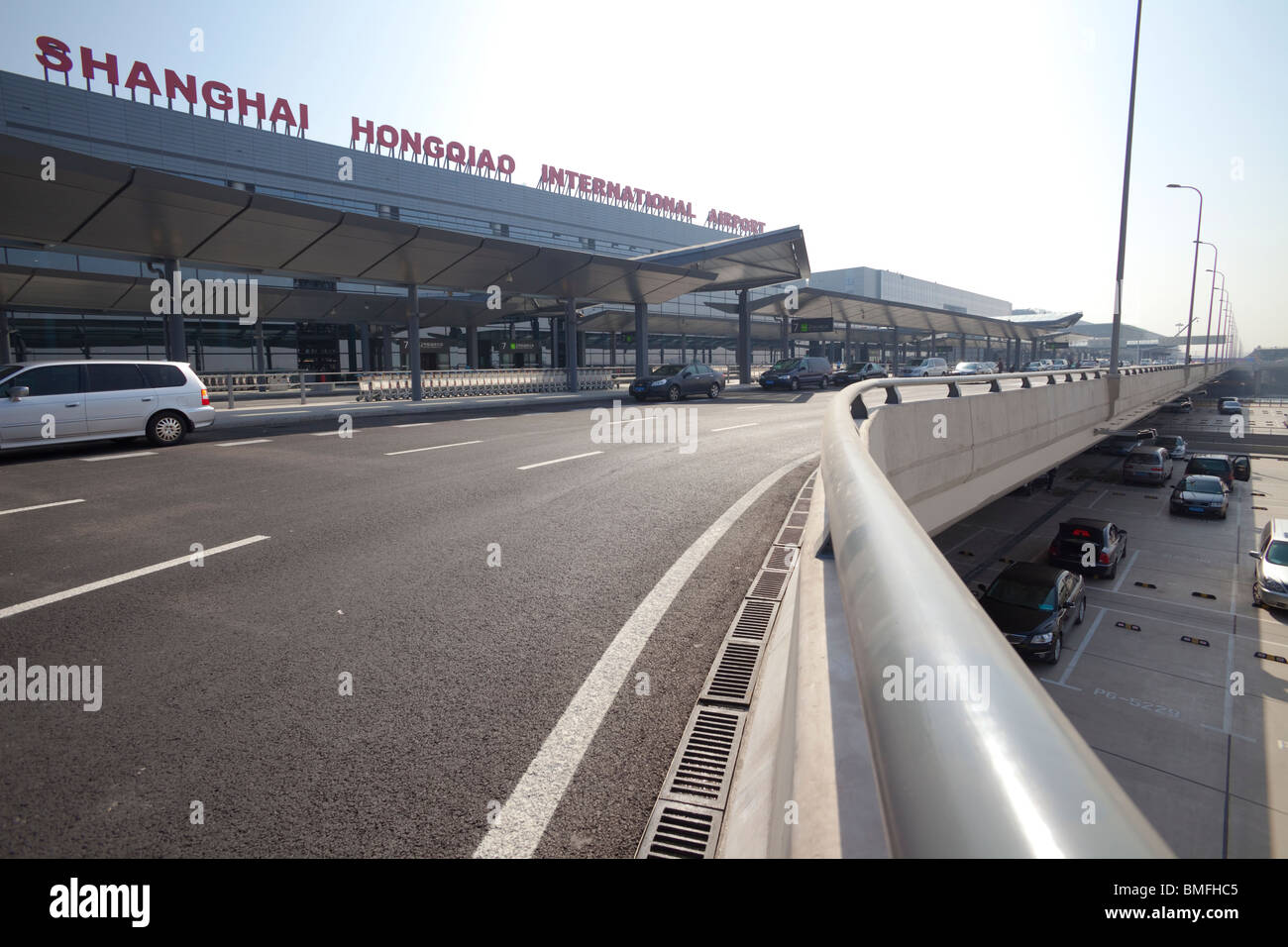 Interior of Shanghai Hongqiao International Airport, Shanghai, China Stock  Photo - Alamy