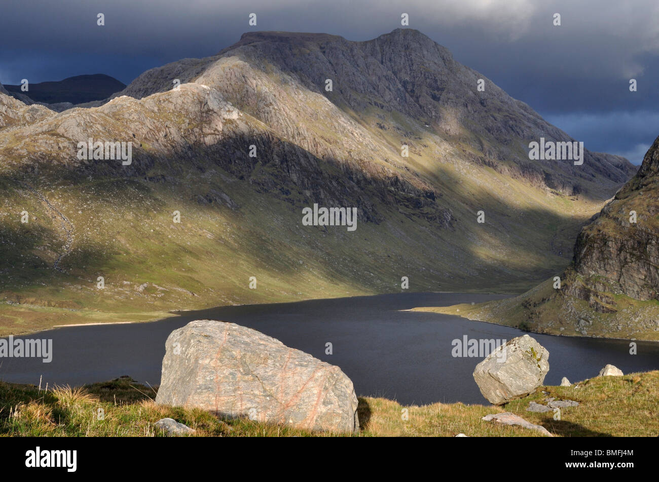 A' Mhaighdean and Dubh loch from Carnmore, Fisherfield forest, Scotland Stock Photo