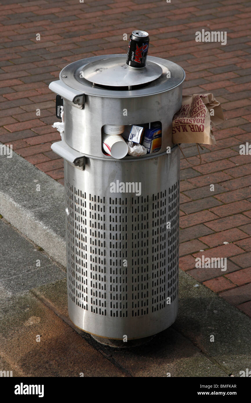 Litter Bin, Salford Quays, Manchester, UK Stock Photo Alamy