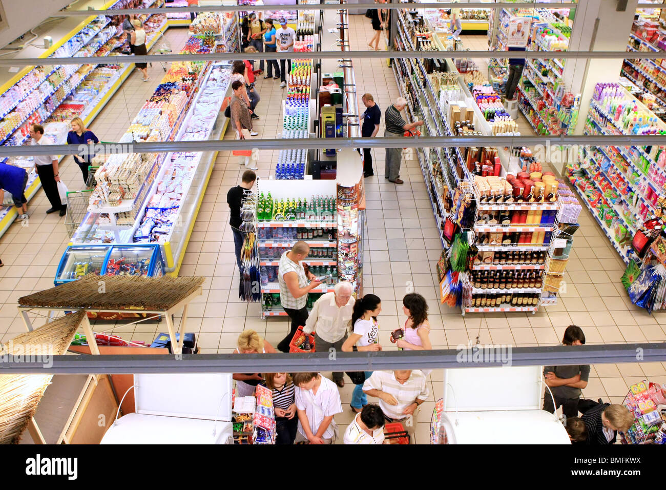 People in supermarket Stock Photo Alamy