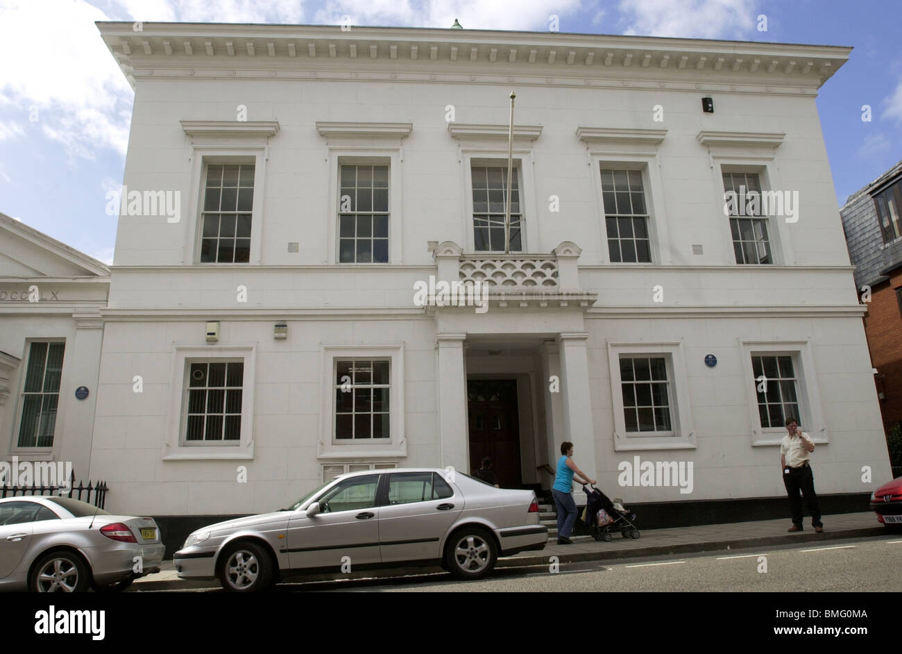 English town hall white hi-res stock photography and images - Alamy