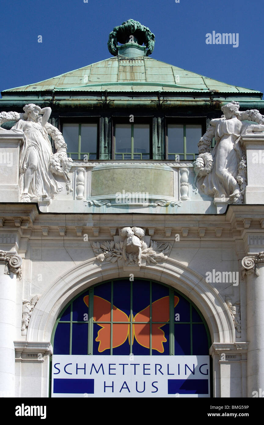 Butterfly House in Vienna Burggarten Stock Photo Alamy