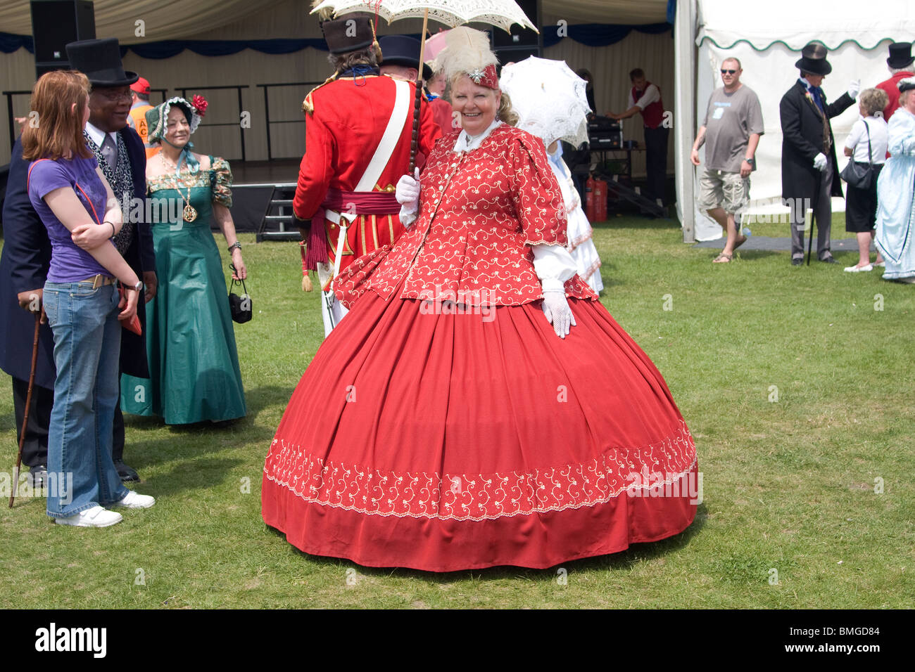dickens festival victorian dickensian characters high street rochester