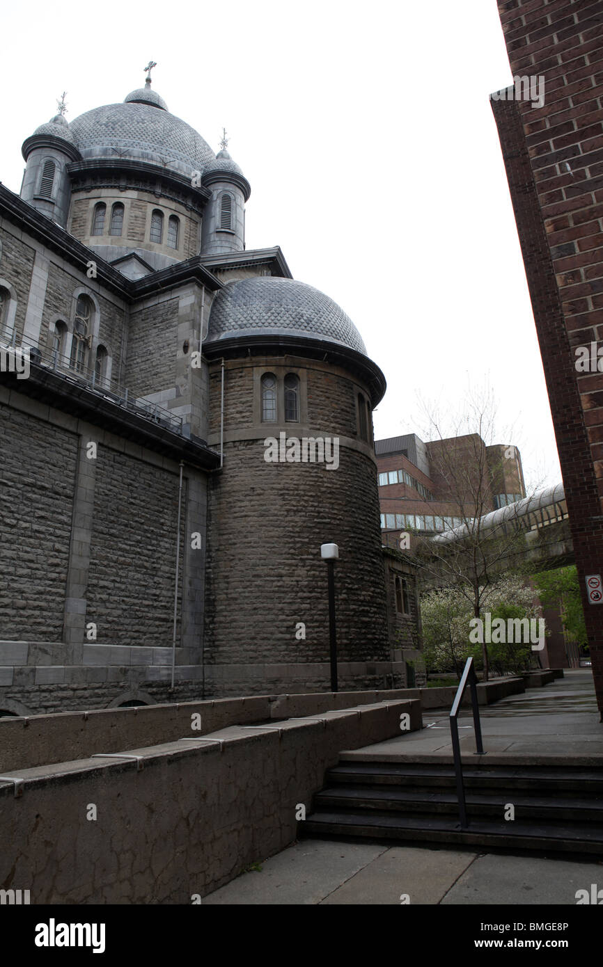 Universite du Quebec Chapelle NotreDame de Lourdes Saint Catherine Street Est Montreal