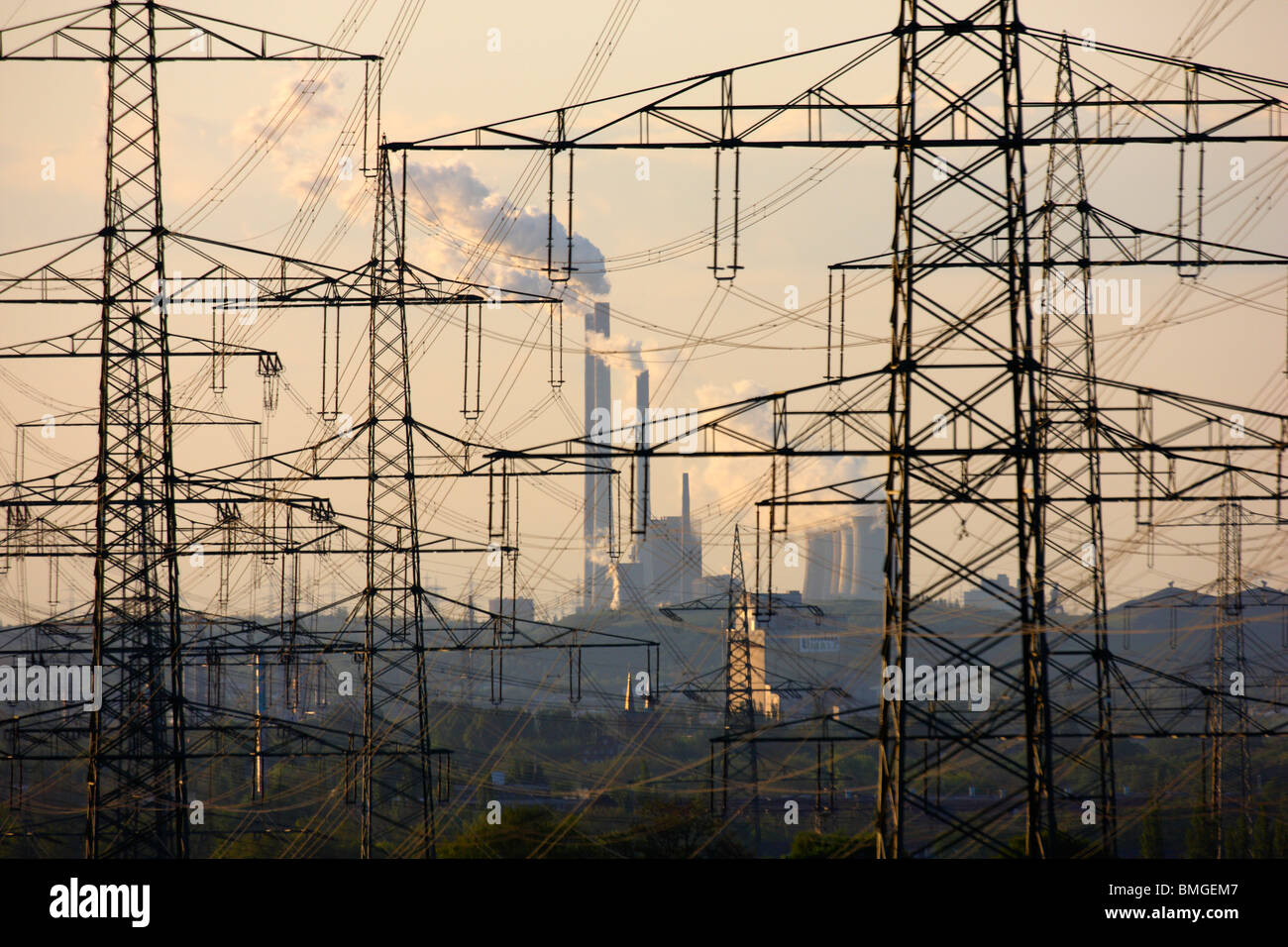 Hightension power line. Electricity Stock Photo Alamy