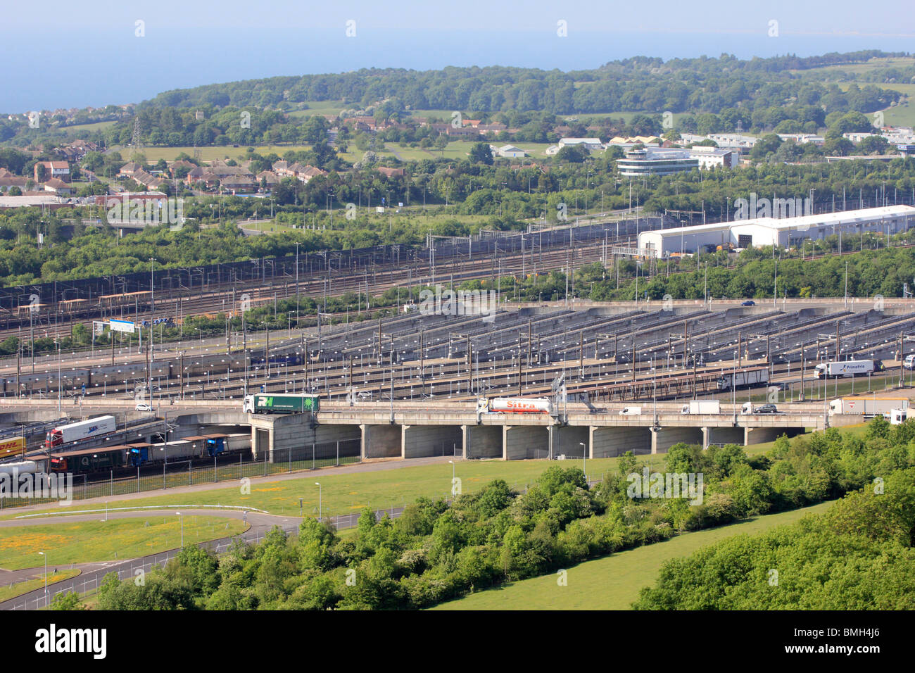 channel tunnel terminal, kent Stock Photo Alamy