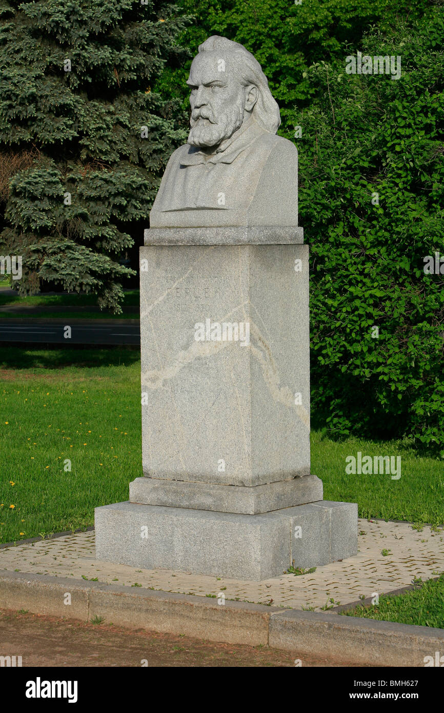 Statue of the Russian pro-Western writer and thinker Alexander Herzen (1812-1870) at the Lomonosov Moscow State University in Moscow, Russia Stock Photo