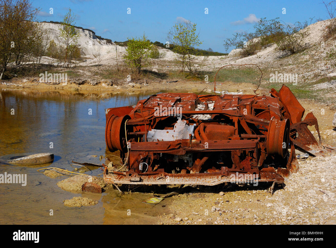 car rusting in Quarry Stock Photo