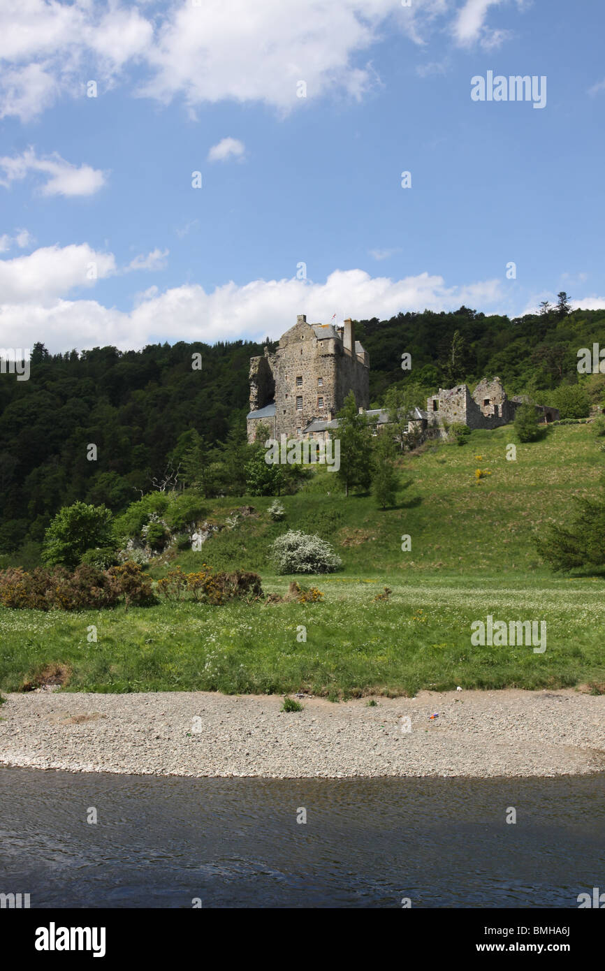 Peebles castle hires stock photography and images Alamy