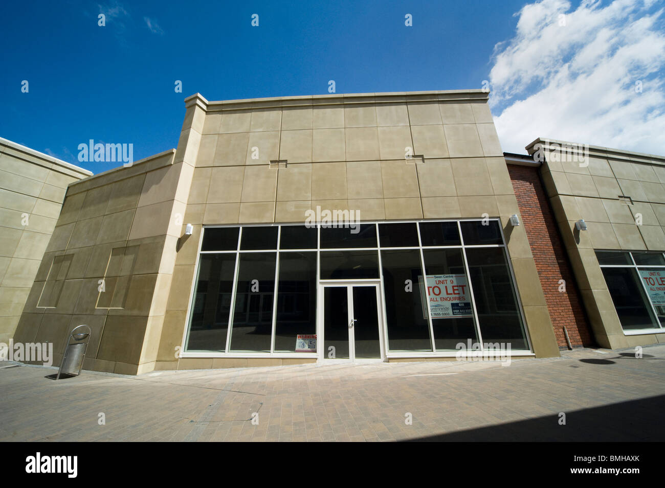 New empty commercial retail property to let in Rugby town centre, Warwickshire, west midlands, UK Stock Photo