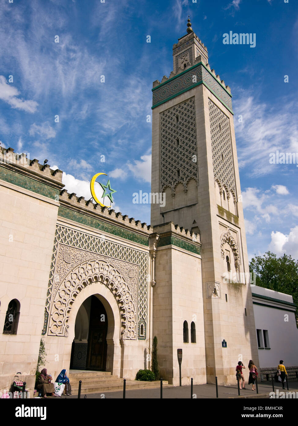 The Great Mosque Minaret Paris France Stock Photo Alamy The Great Mosque Minaret Paris France Stock Photo Alamy