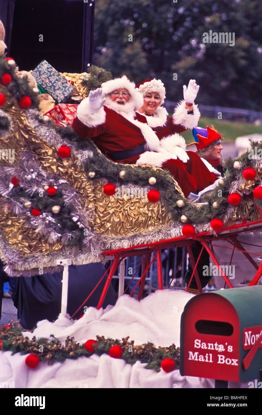 Thanksgiving day parade, Phila. PA featuring Santa and Mrs Claus