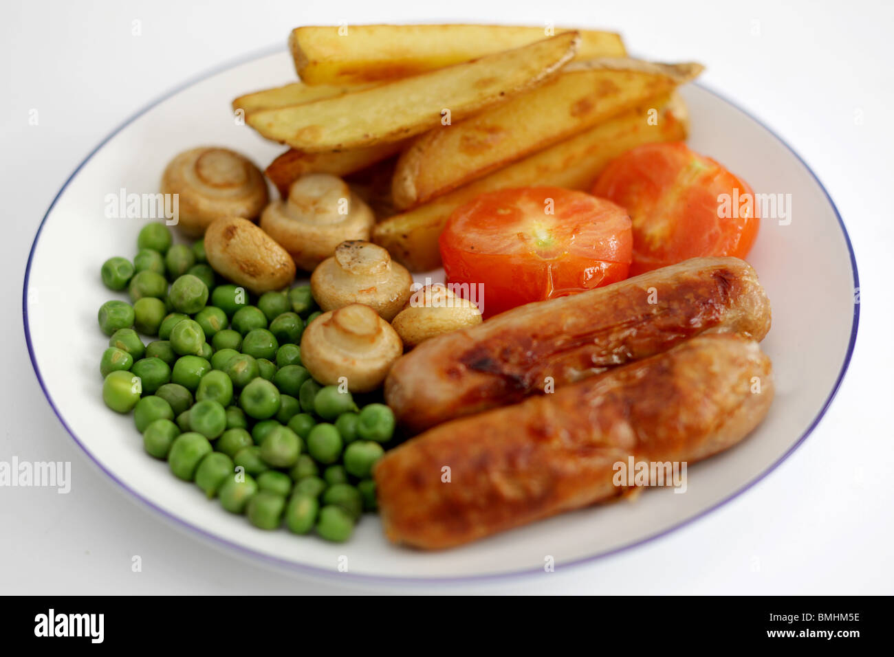 Sausages chips and peas hires stock photography and images Alamy
