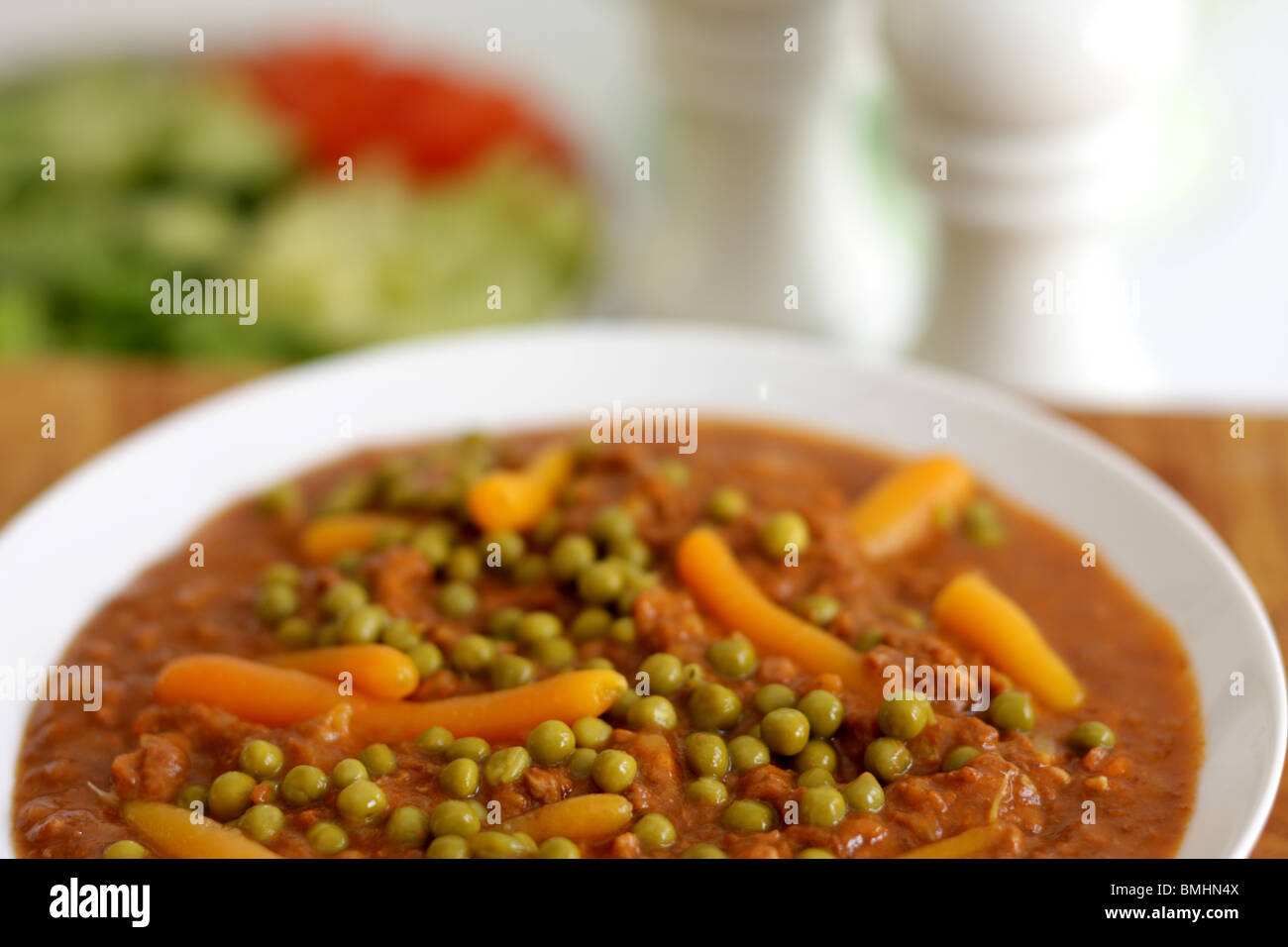 Minced Beef and Onions with Carrots and Peas Stock Photo Alamy