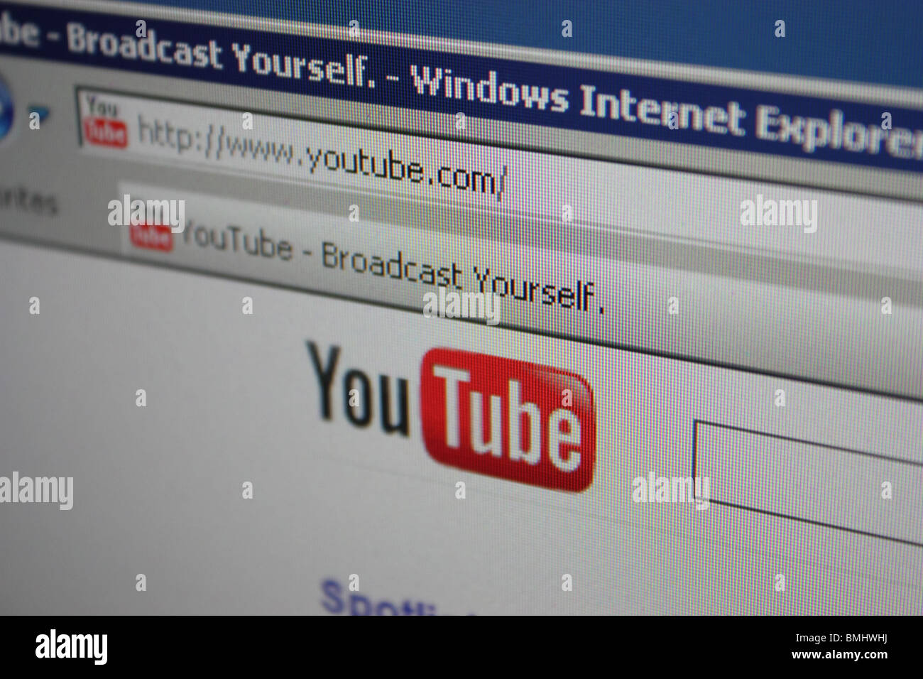 youtube computer screen shot Stock Photo - Alamy