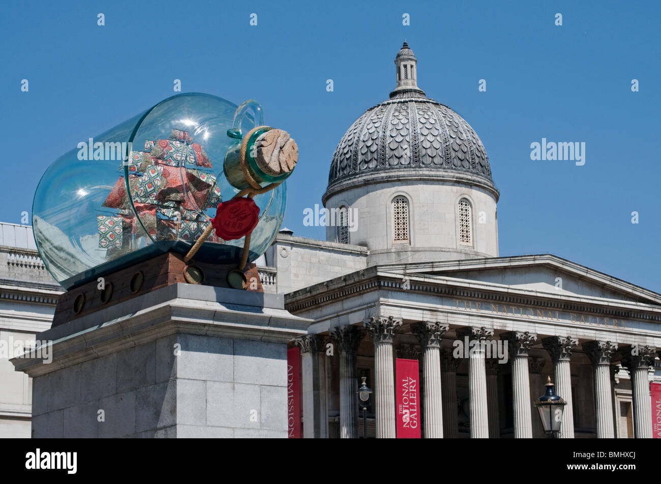 'Nelsons ship in a bottle' by Yinka Shonibare on the forth plinth,Trafalgar Square. Stock Photo