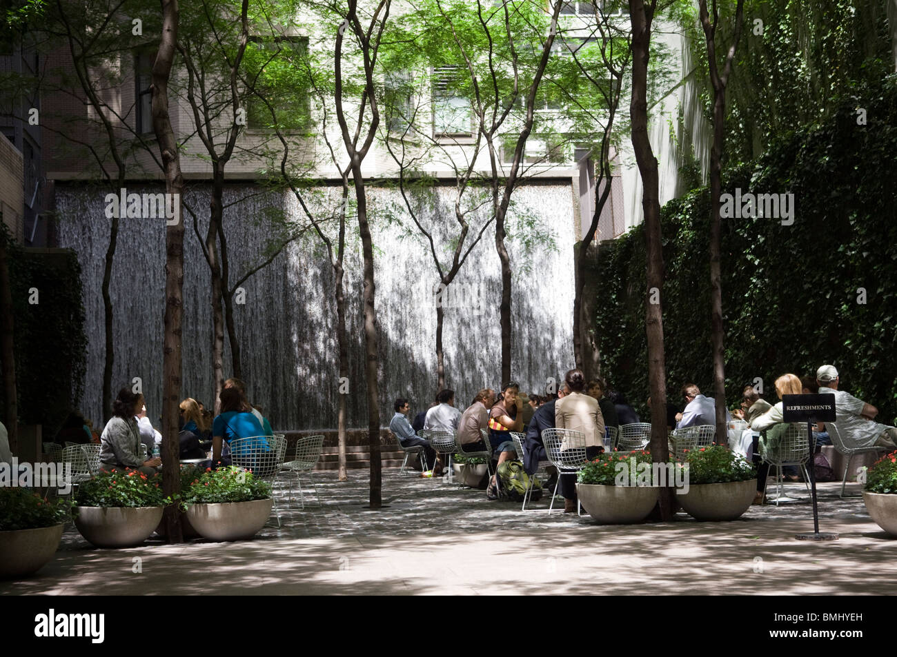 Vest pocket park on East 53rd St. in Midtown in New York on Tuesday, June 8, 2010. (© Frances M