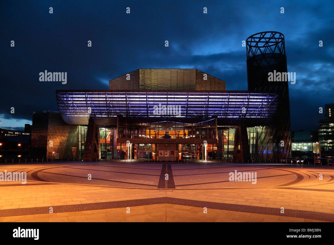 A front view of The Lowry, a stunning, modern art & entertainment centre in Salford Quays, Manchester, UK Stock Photo