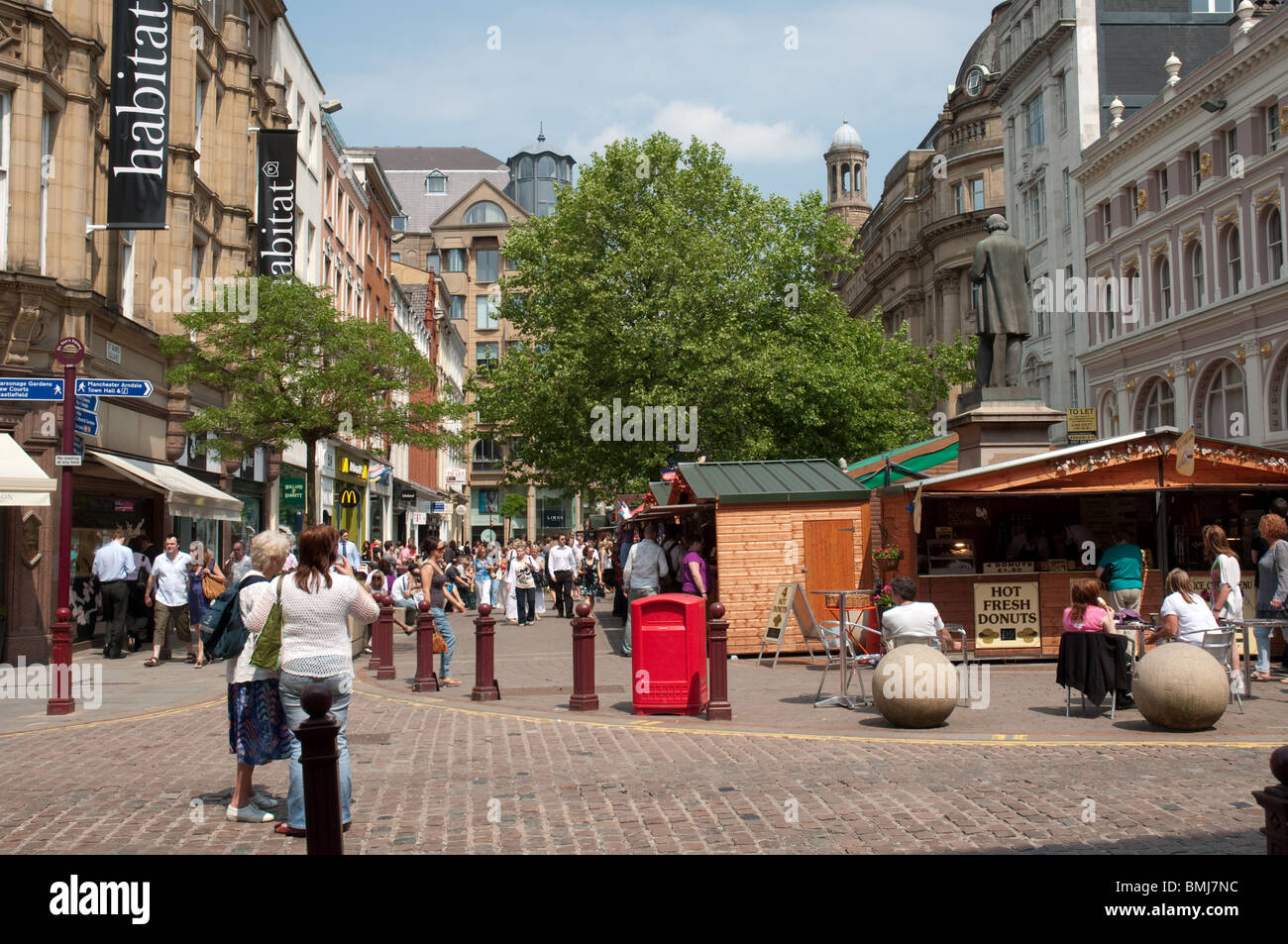 Spring market manchester hi-res stock photography and images - Alamy