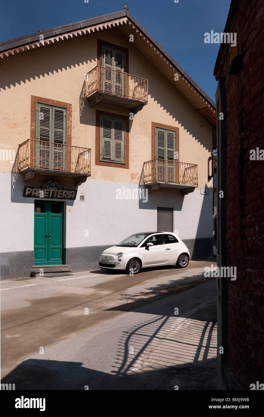 Fiat 500 parked in Barolo Italy Stock Photo - Alamy